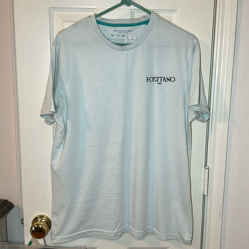 Denim & Flower men’s Short Sleeve T-Shirt. Size Medium.